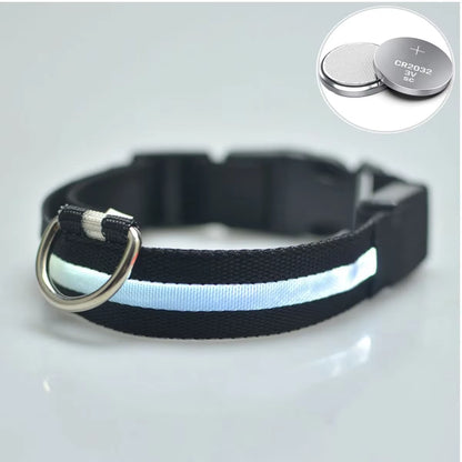 Dog Luminouscollar Anti-Lost Glowing LED Light Pet Collar Collar for Small Medium Large Dogs Collars Leads Safety Necklace